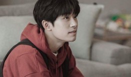 易烊千玺待播电影爆料最新,神秘角色引期待